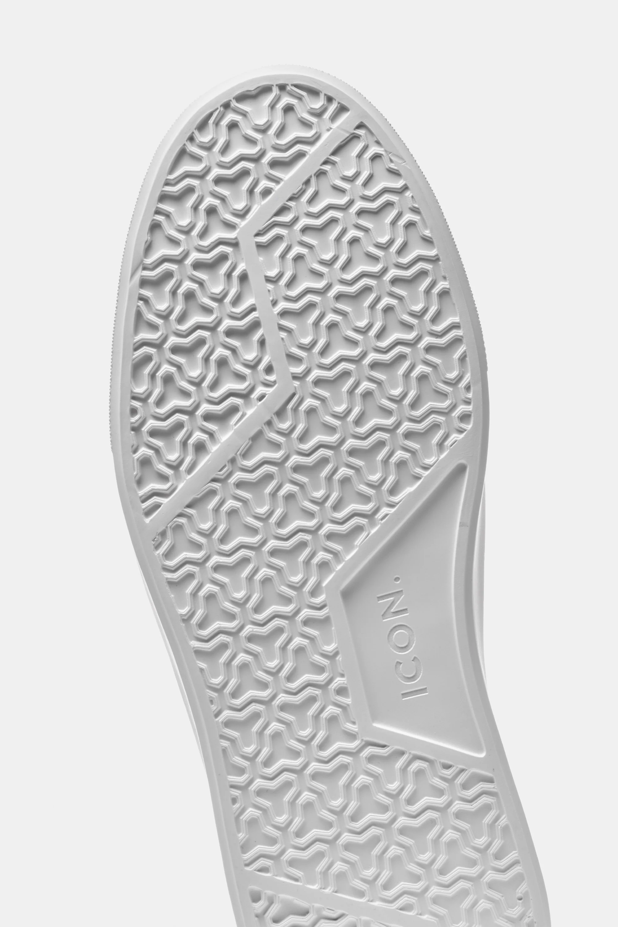 THE CLASSIC SUEDE TRAINER - Image 18