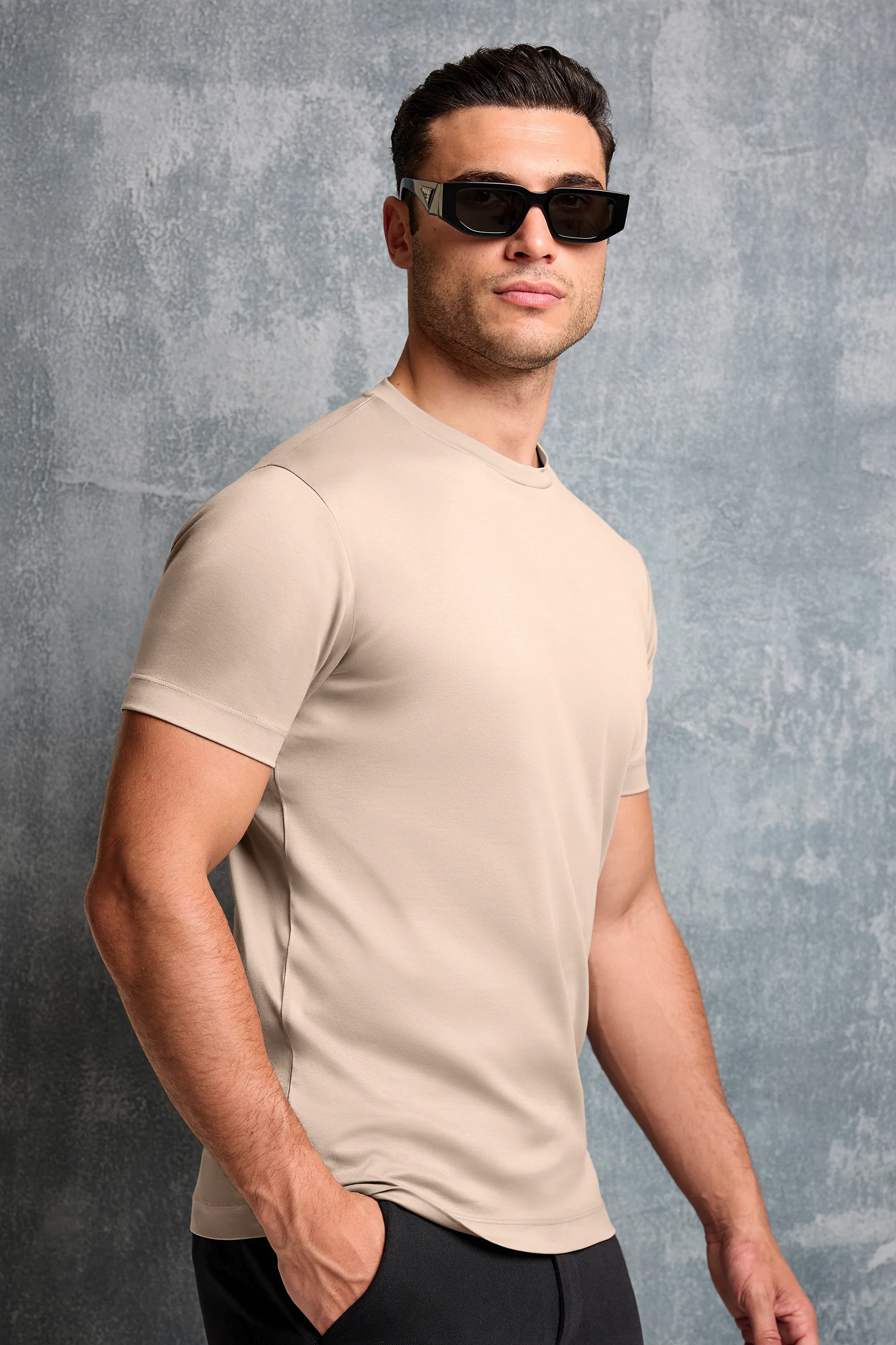 THE DESIO SLIM T-SHIRT - Image 26