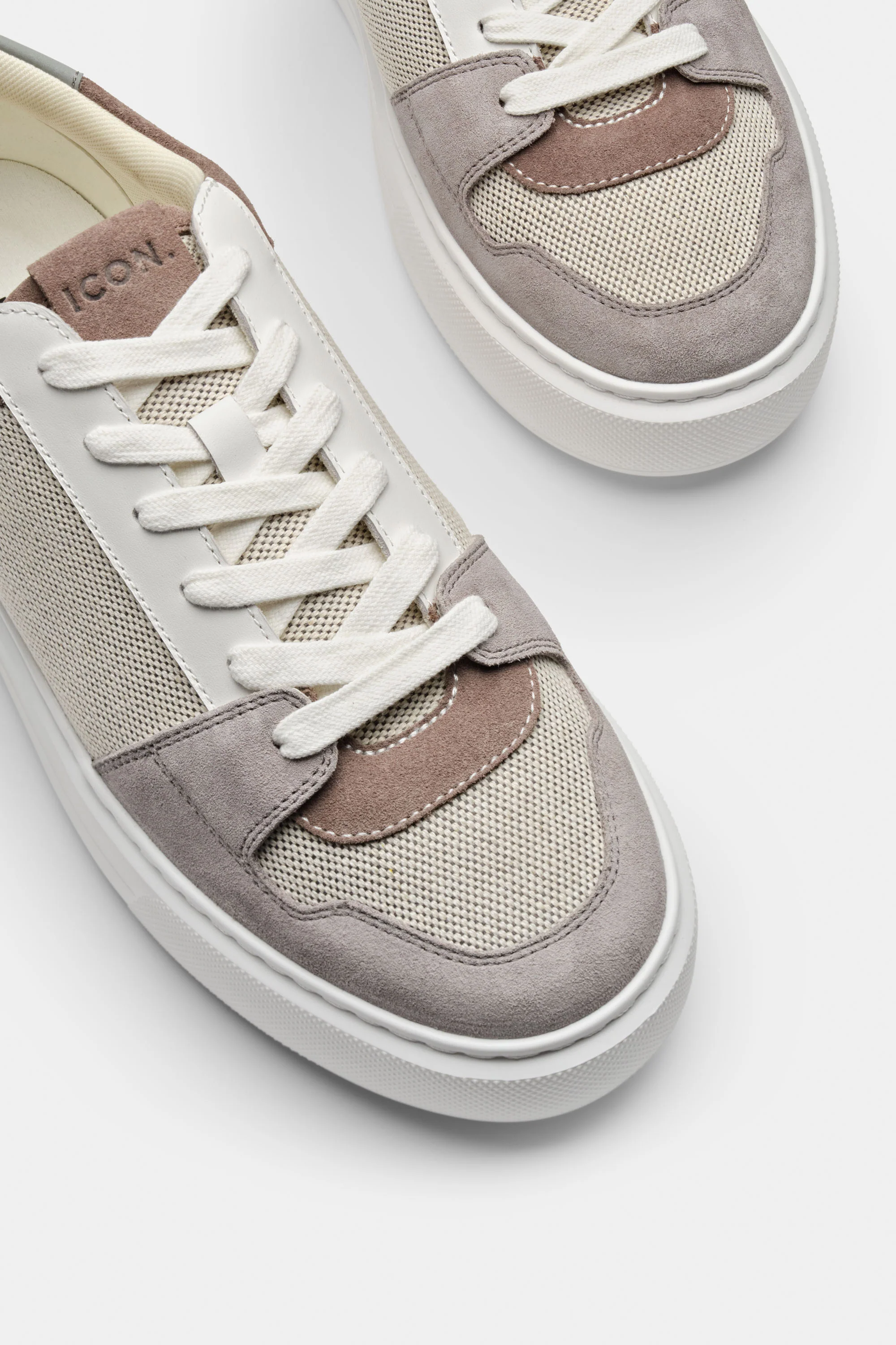 THE PAVIO TRAINER - Image 17
