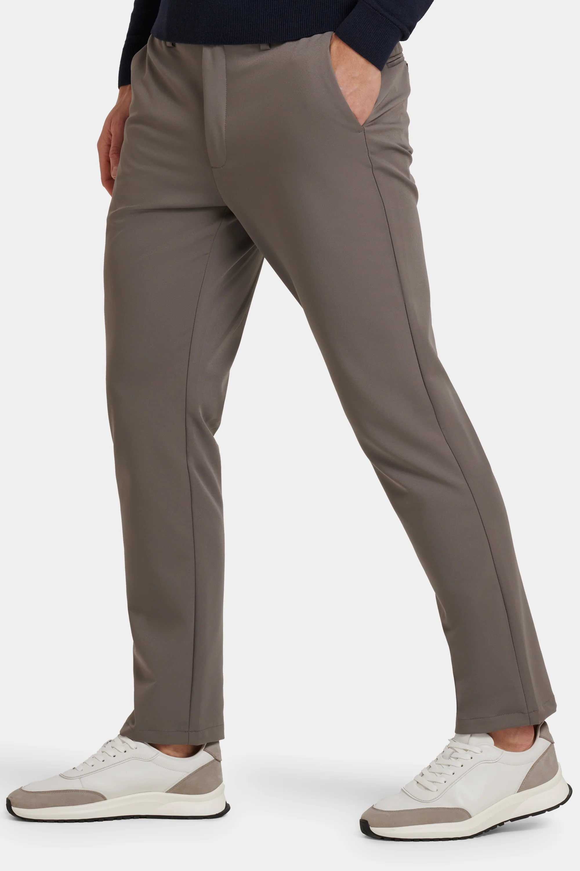 THE TECH PANTS - Image 9